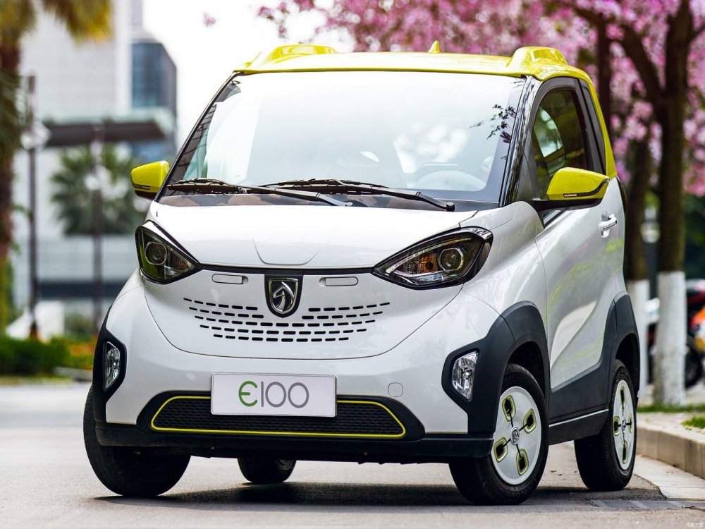 Baojun e100 китайский электромобиль салон