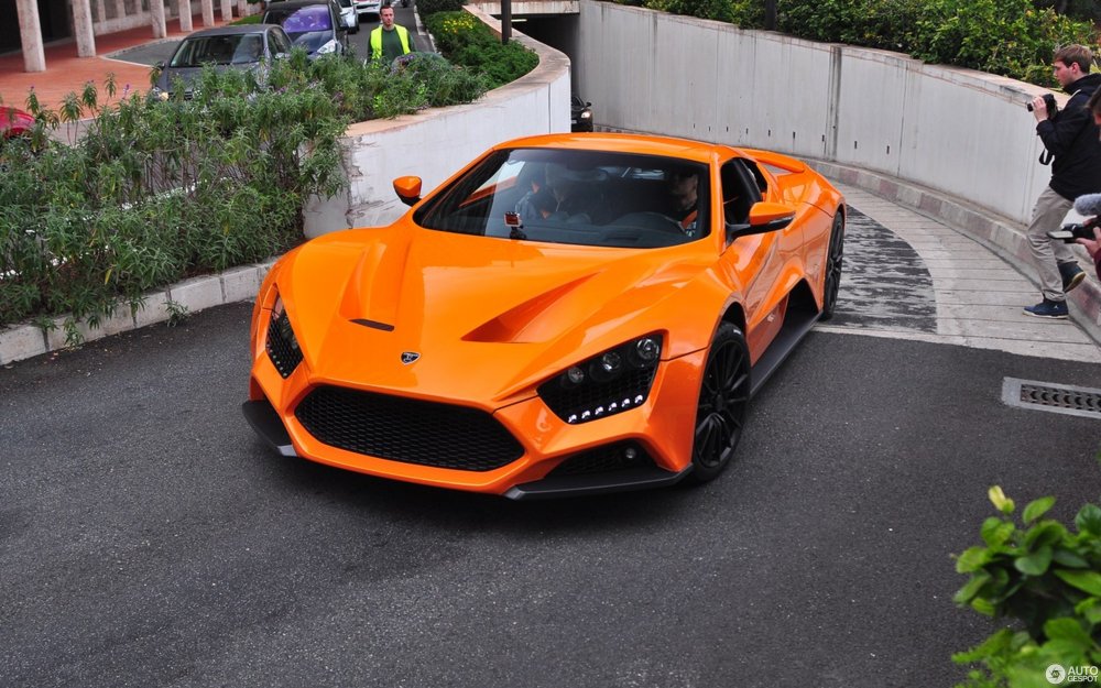 Спорткар Zenvo st1