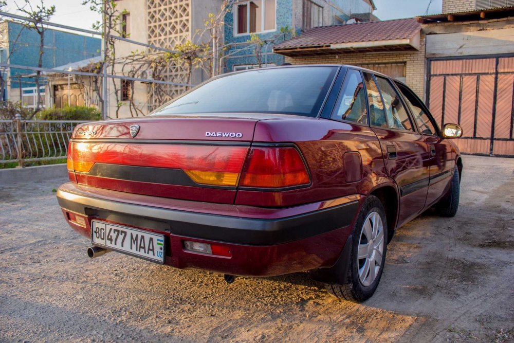 Daewoo espero белая