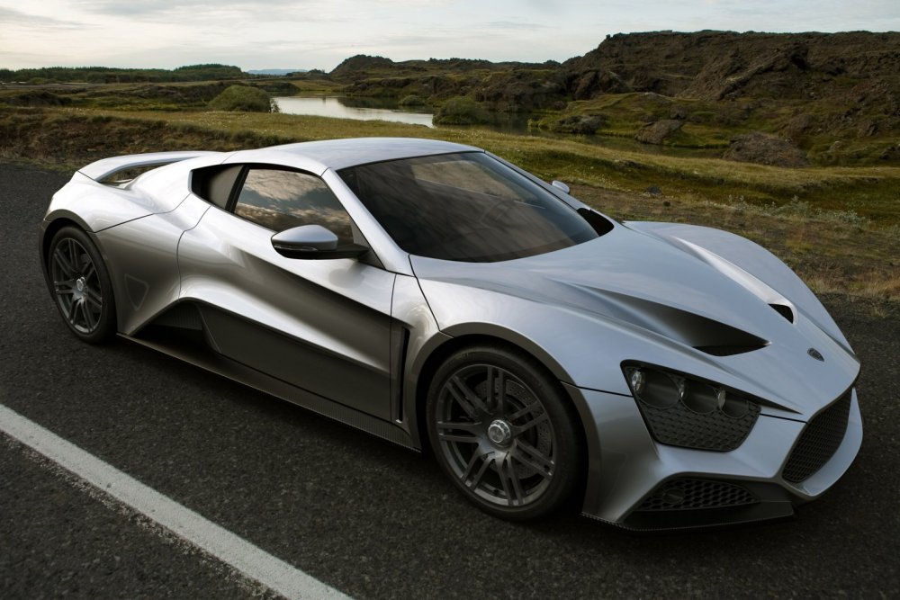 Автомобиль Zenvo st1