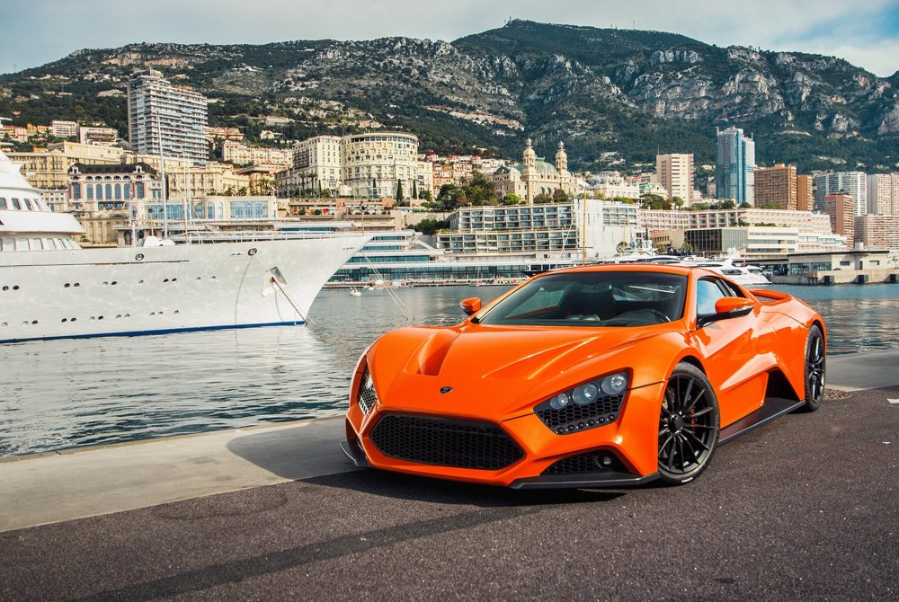 Автомобиль Zenvo st1