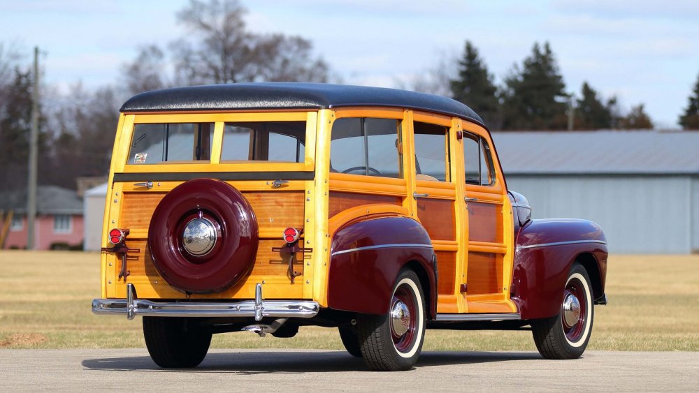 Ford super Deluxe Station Wagon