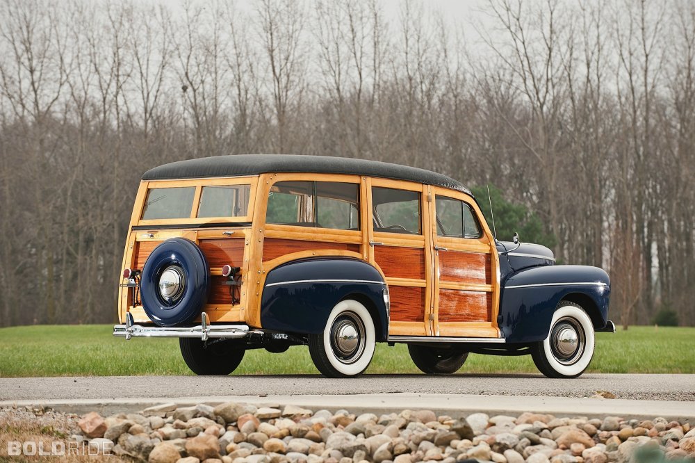 Ford super Deluxe Station Wagon