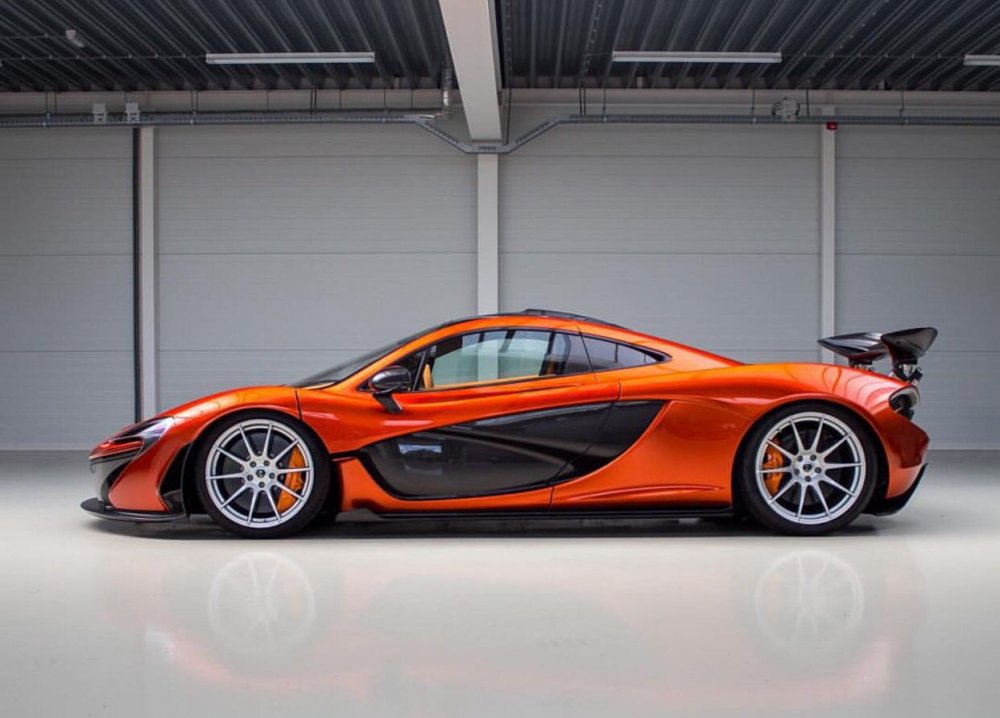 Машина MCLAREN p1 оранжевая