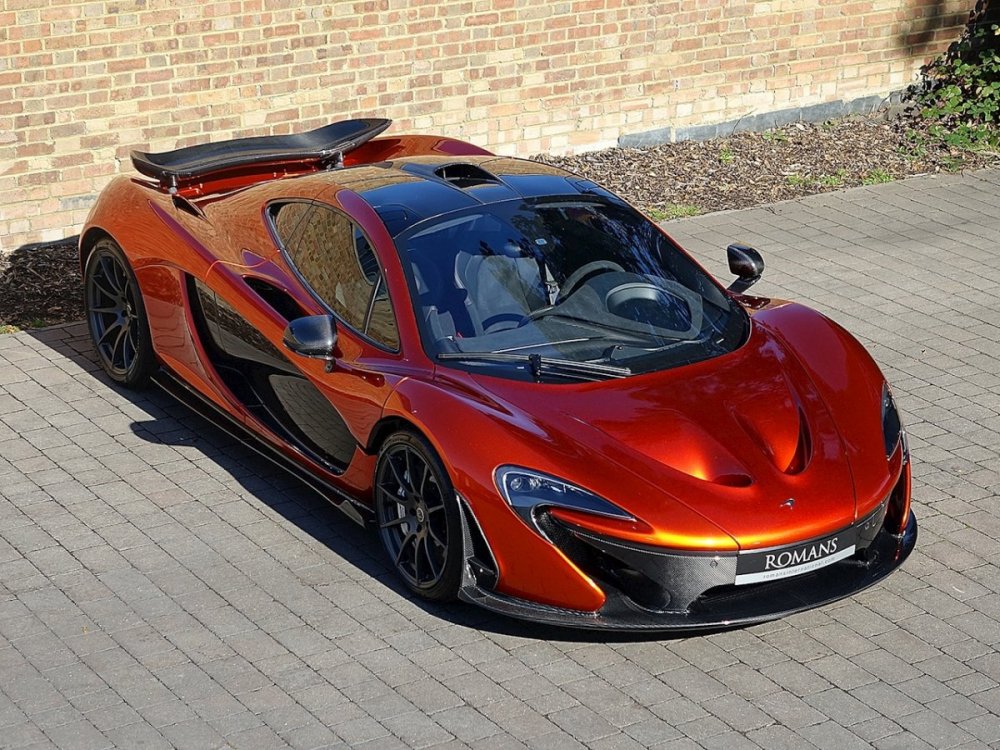 Спорткар MCLAREN p1