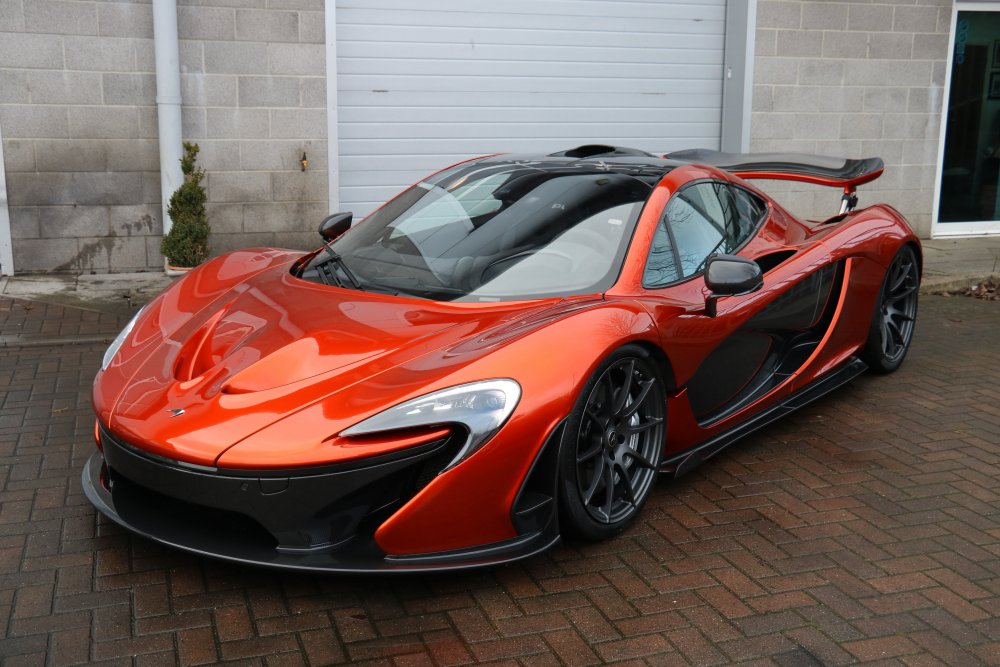 MCLAREN p1 2022