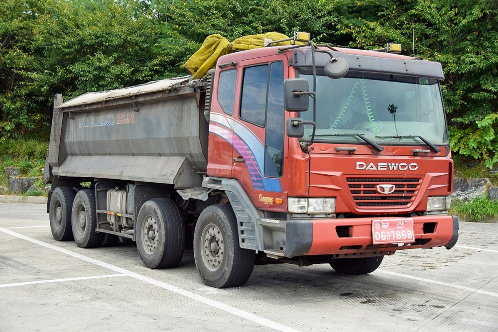 Tata Daewoo commercial vehicle