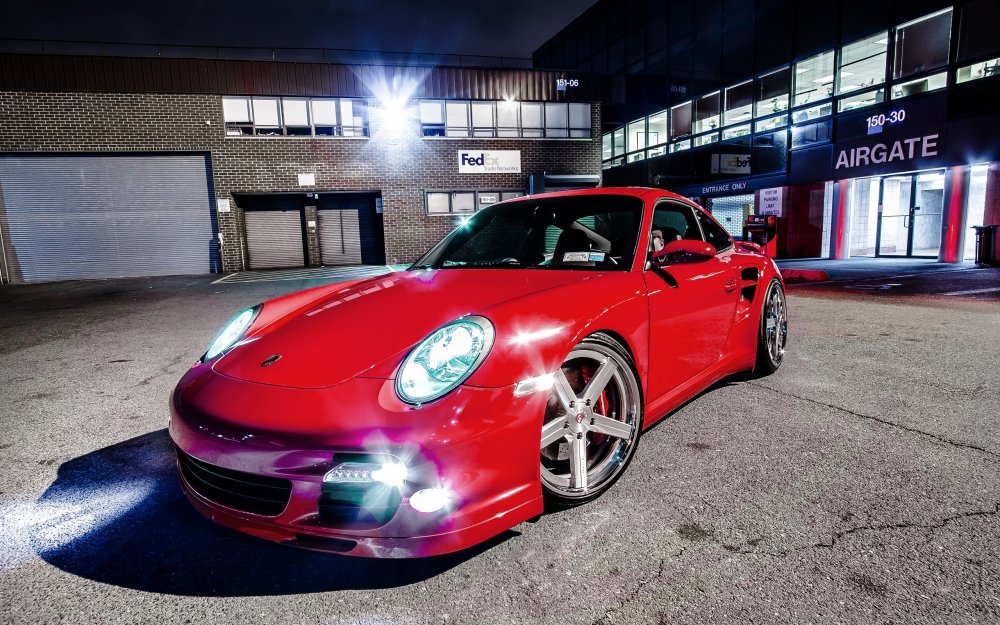 Porsche 997 красный