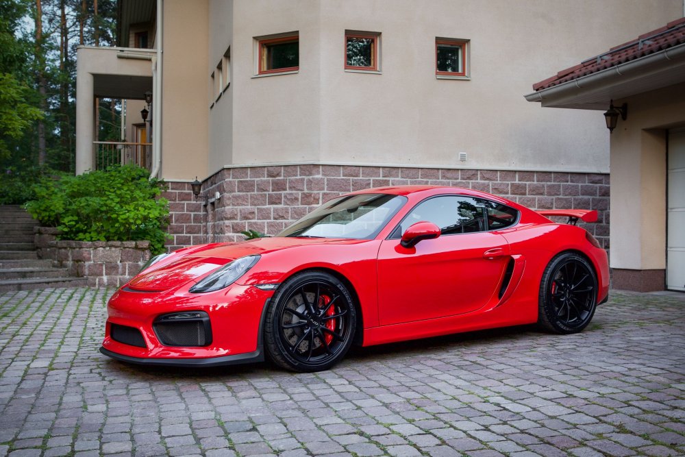 Porsche Panamera 2021 Red