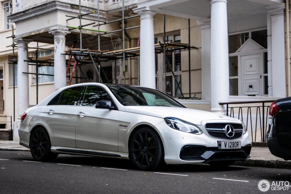 Mercedes Benz e63 AMG