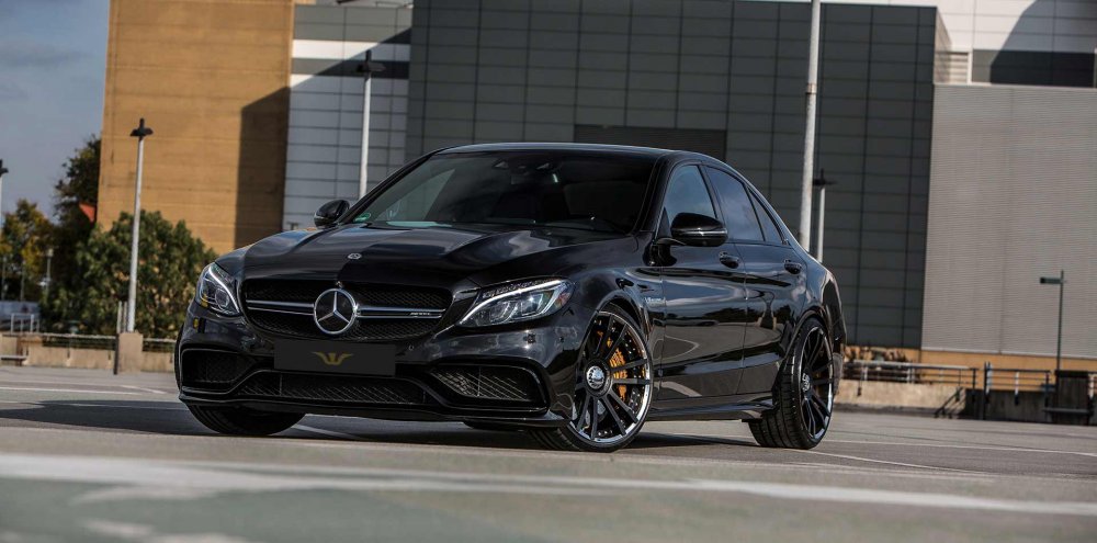 Mercedes AMG e63 s черная