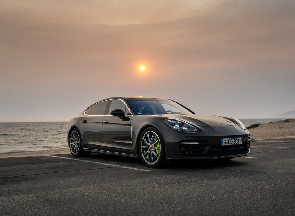 Porsche Panamera Turbo 2015