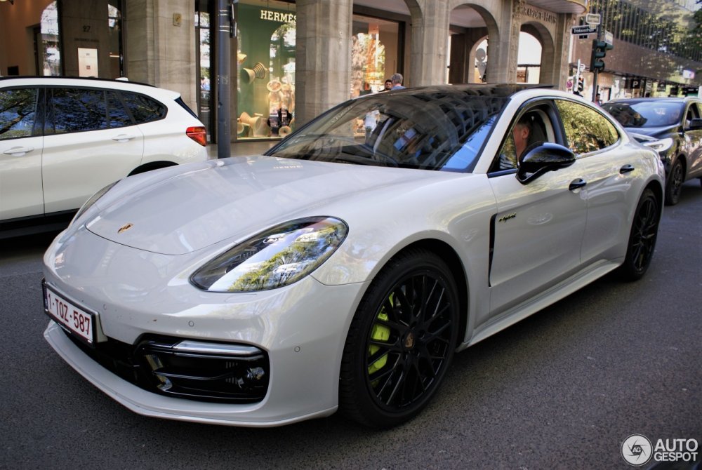 Porsche Panamera Turbo s 971