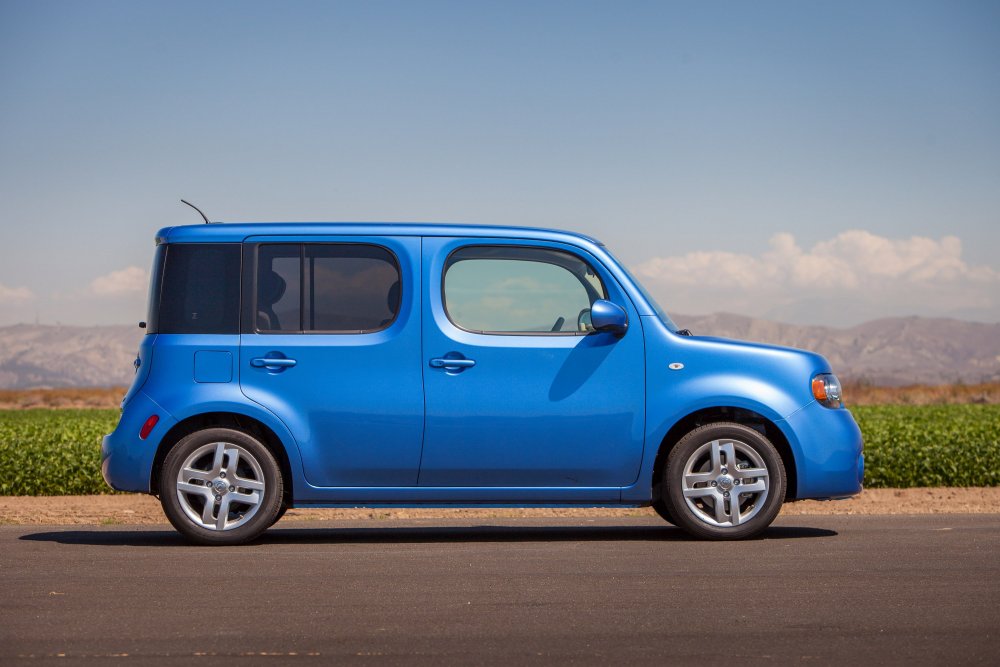 Nissan Cube z13