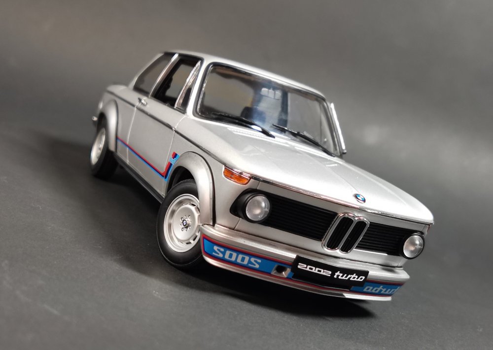 BMW 2002 Turbo зелёный пихта металик