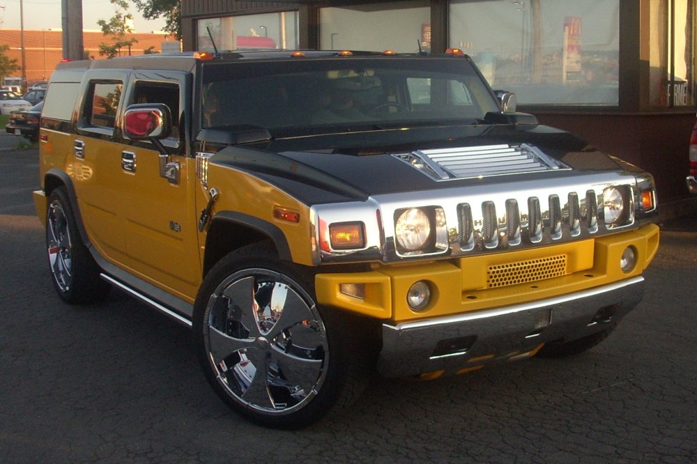 Тюнингованный Hummer h2