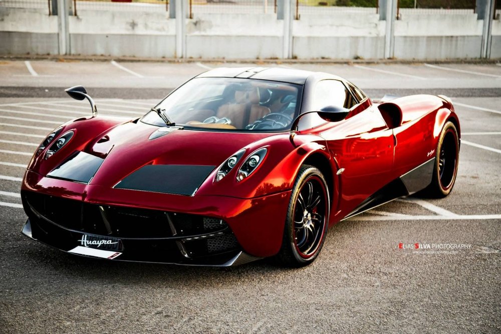 Машина Pagani Huayra