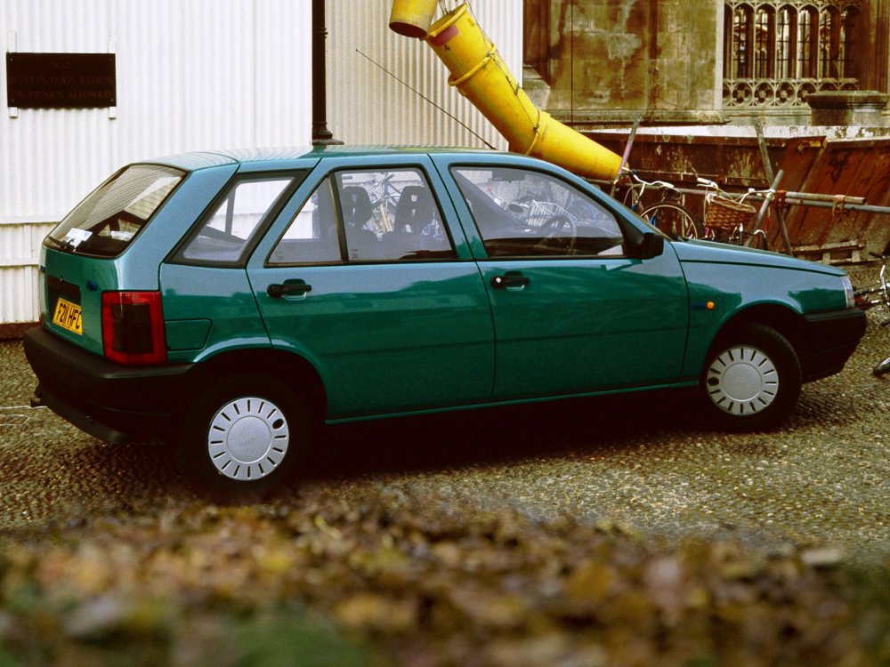 Fiat tipo 1988 года