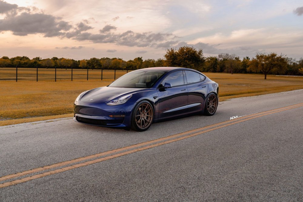 Tesla model 3 Blue