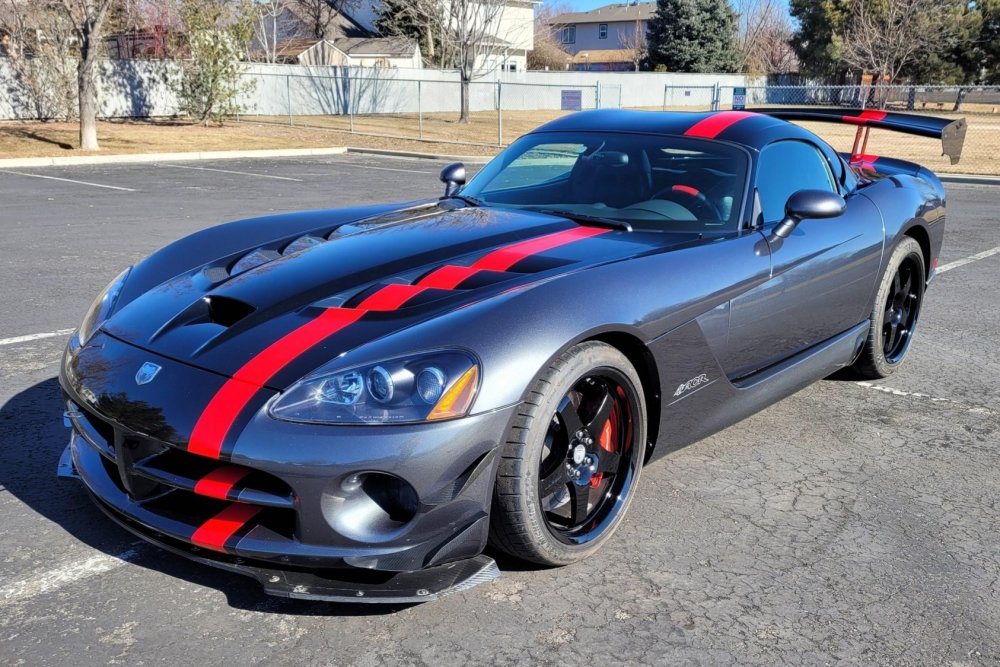 Stok dodge Viper ACR 2017