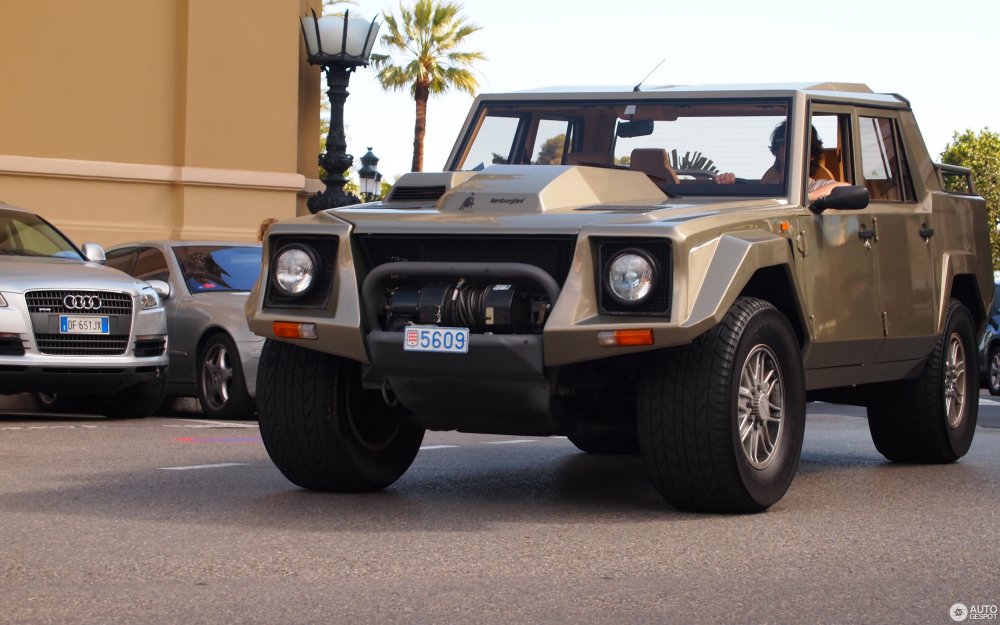 Lamborghini lm001