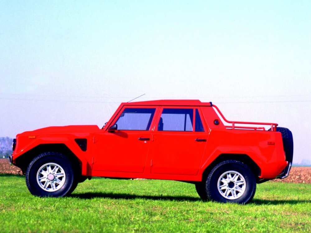 Lamborghini lm003