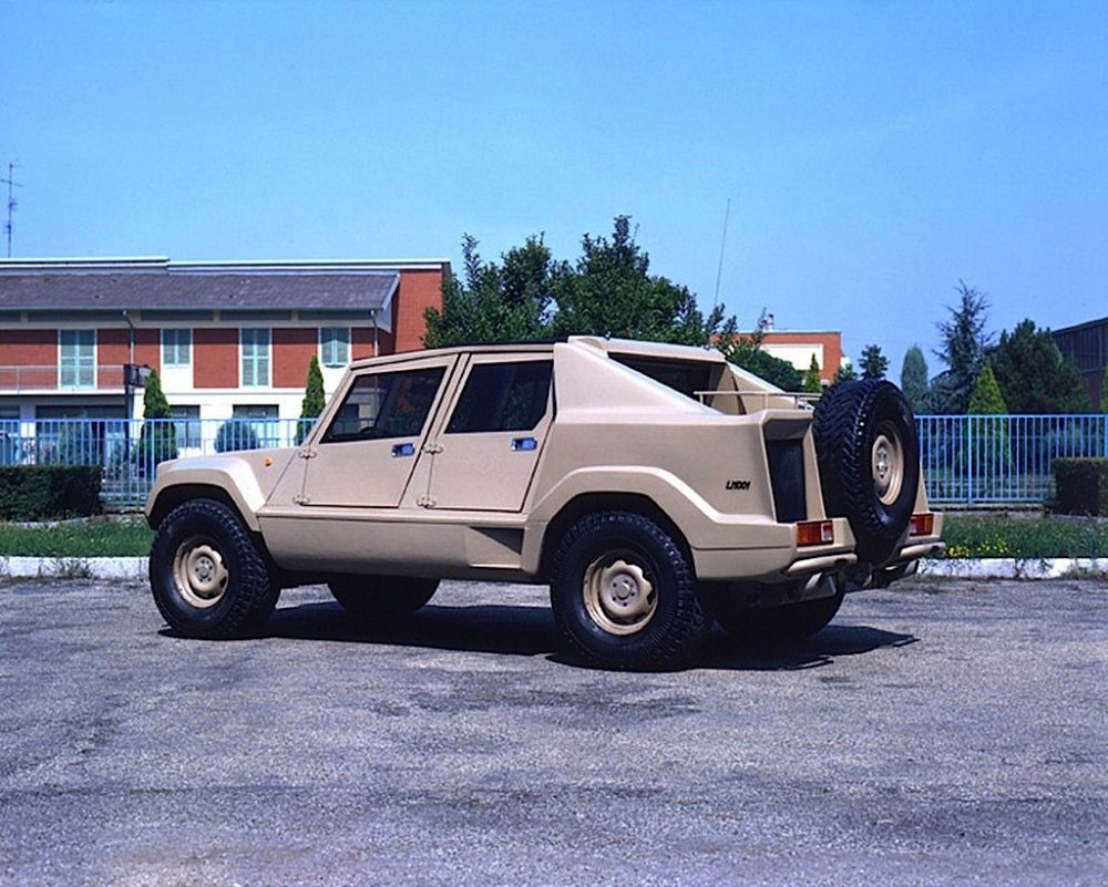 Пикап Lamborghini lm001