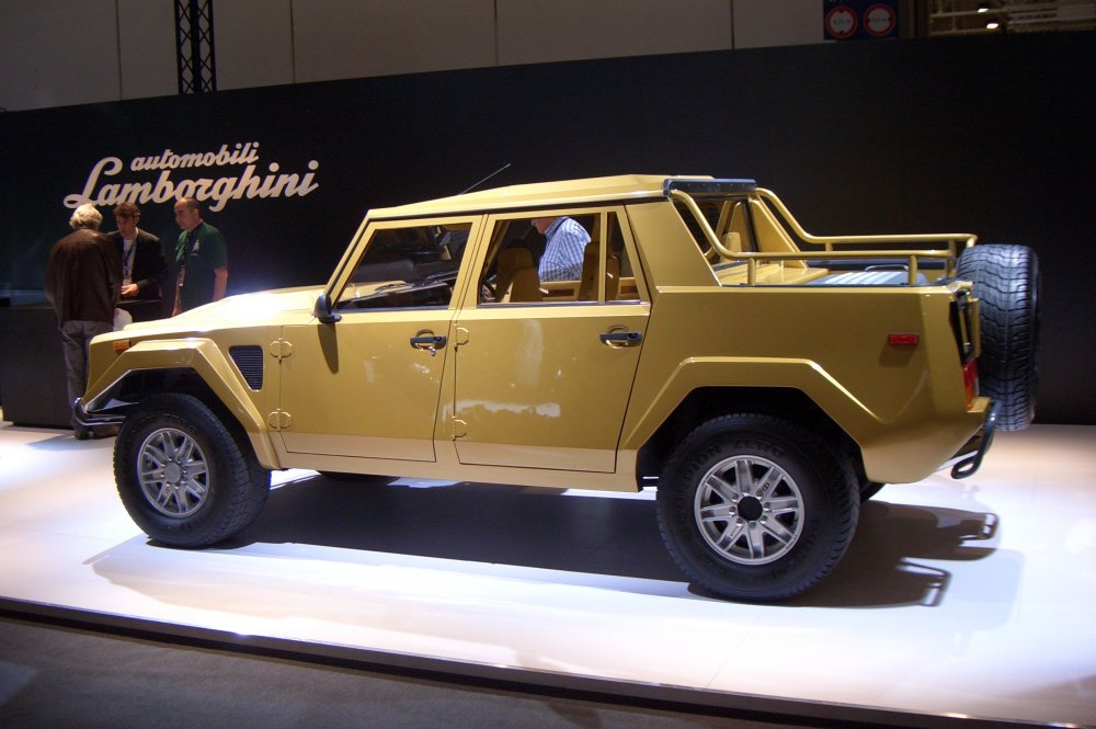 Lamborghini Military lm002