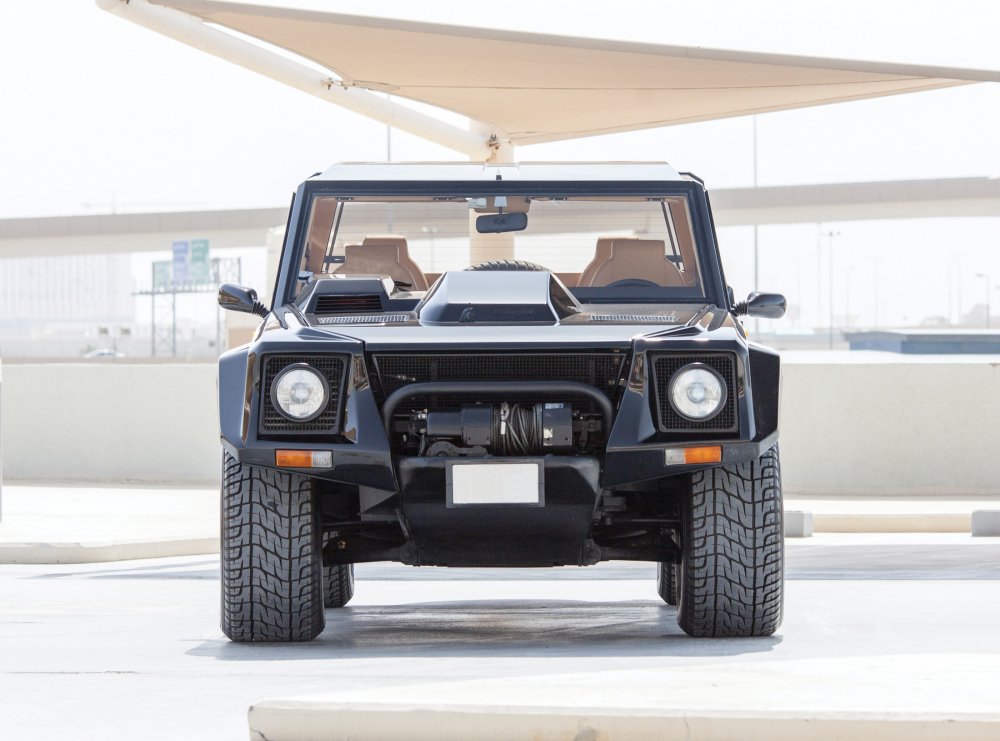 Lamborghini lm002 2020