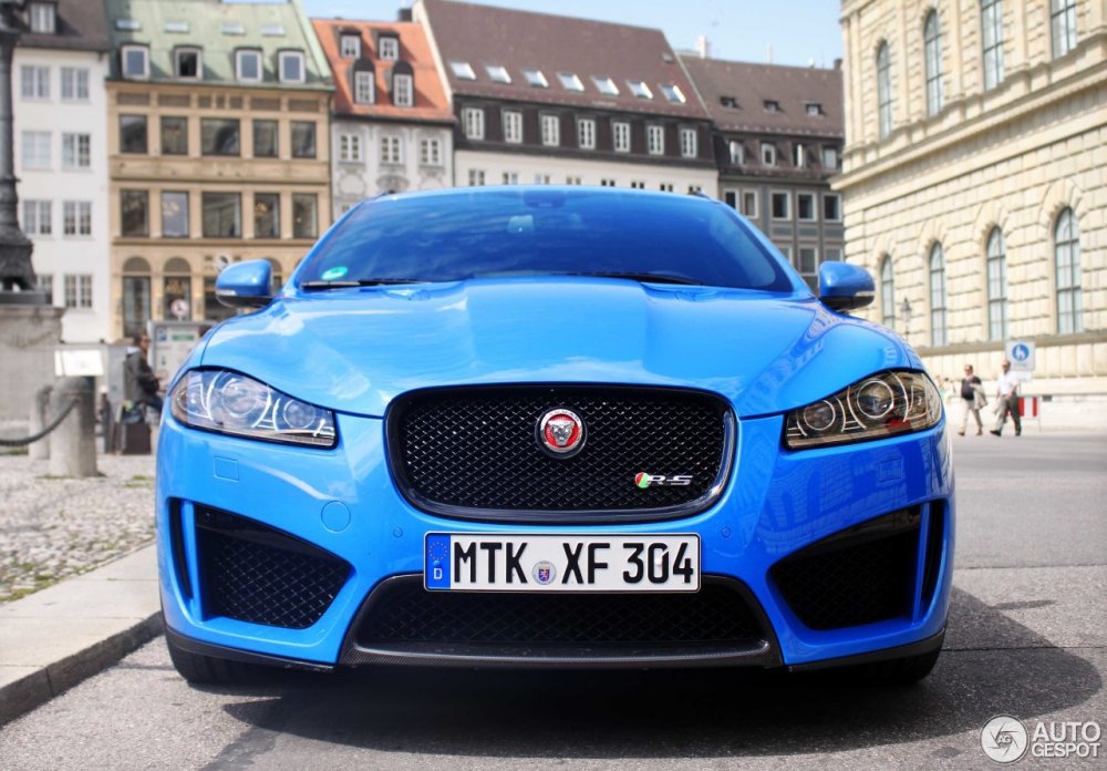 Супер-седан Jaguar XFR-S