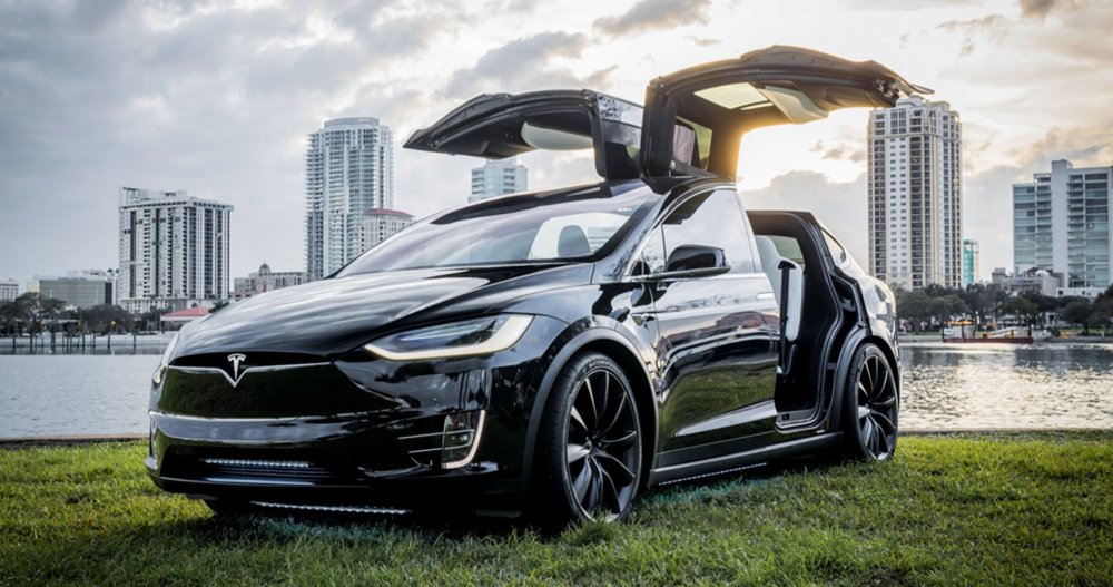 Tesla model x White