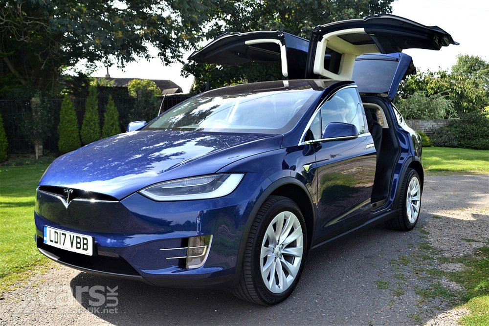 Электромобиль Tesla model 3