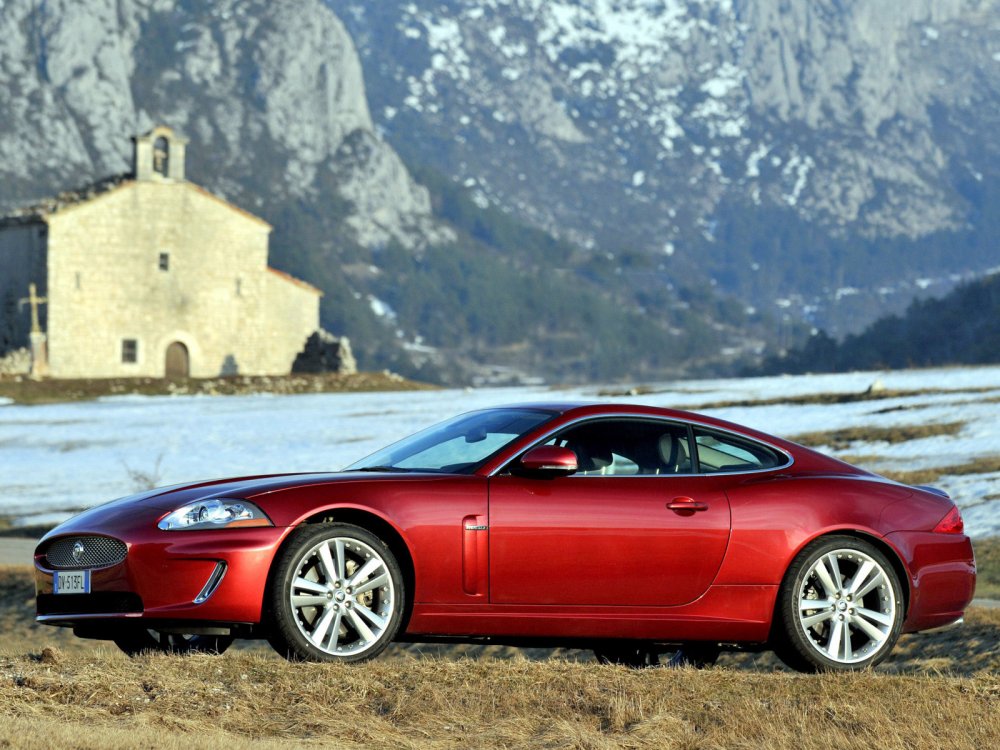 Jaguar XK Coupe 2020