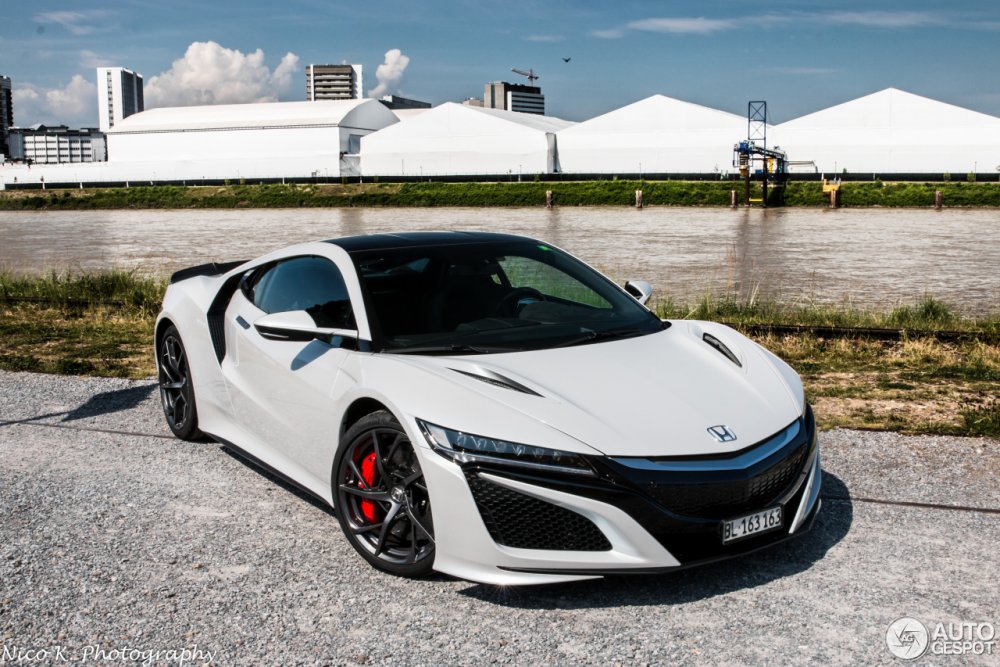 Honda NSX 2016