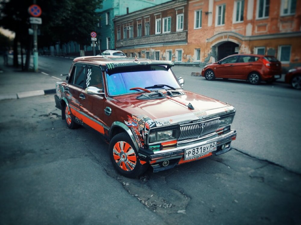 Lada 2106 красная