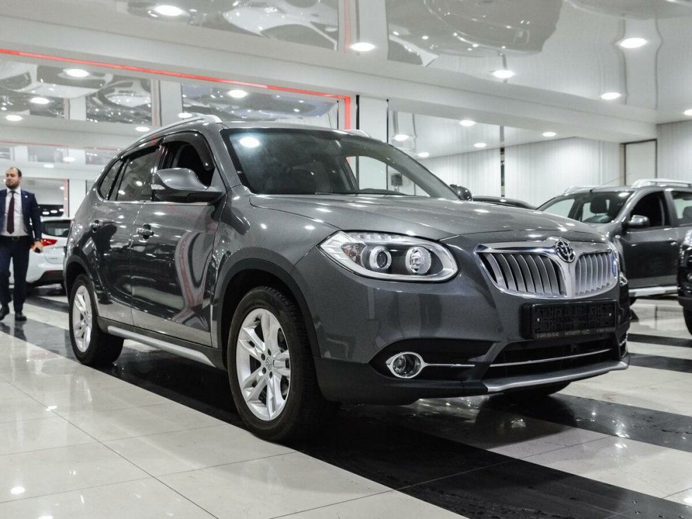 Brilliance v5 2017