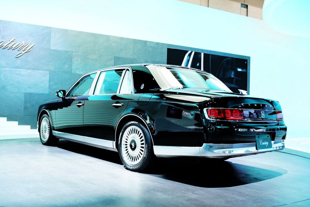 Toyota Century 2022