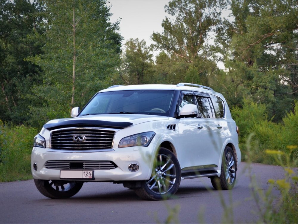 Infiniti qx56 II