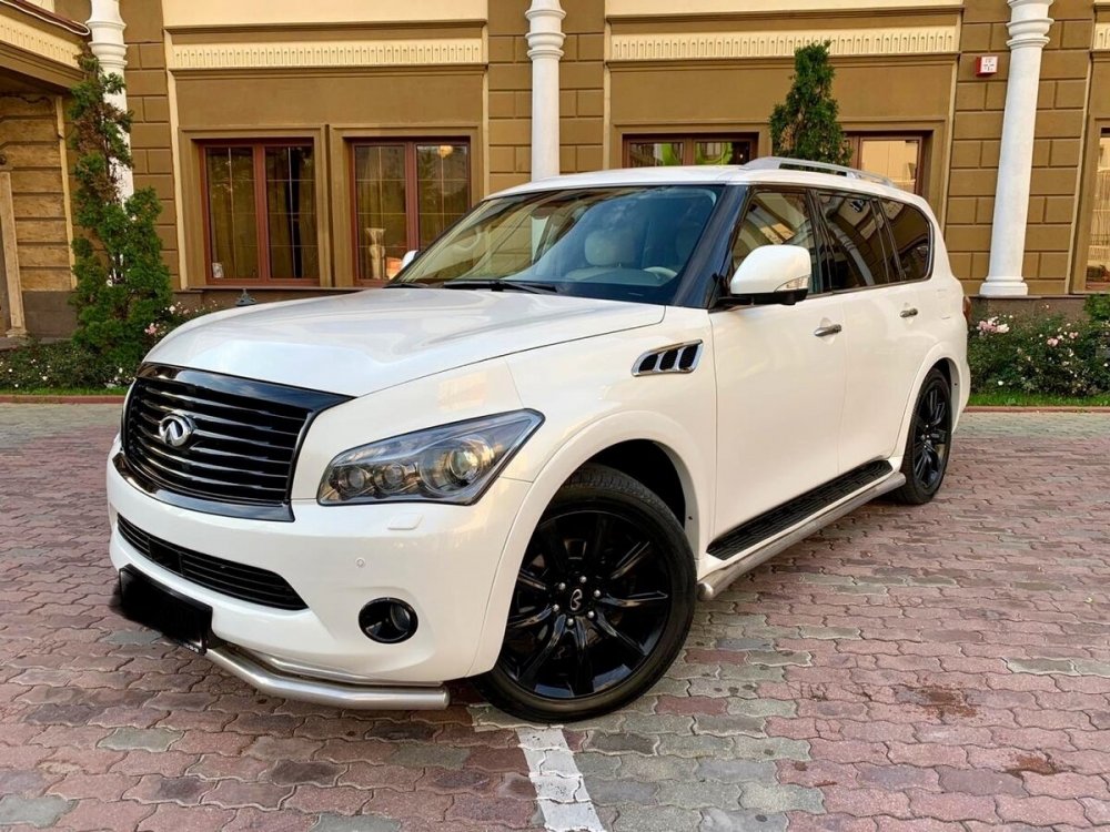 Infiniti qx56 II