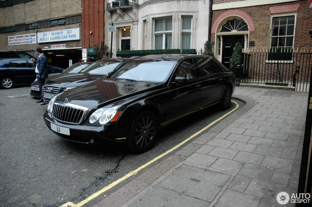 Maybach 62s Zeppelin