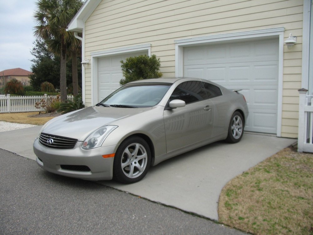 Infiniti g35 Akrapovic