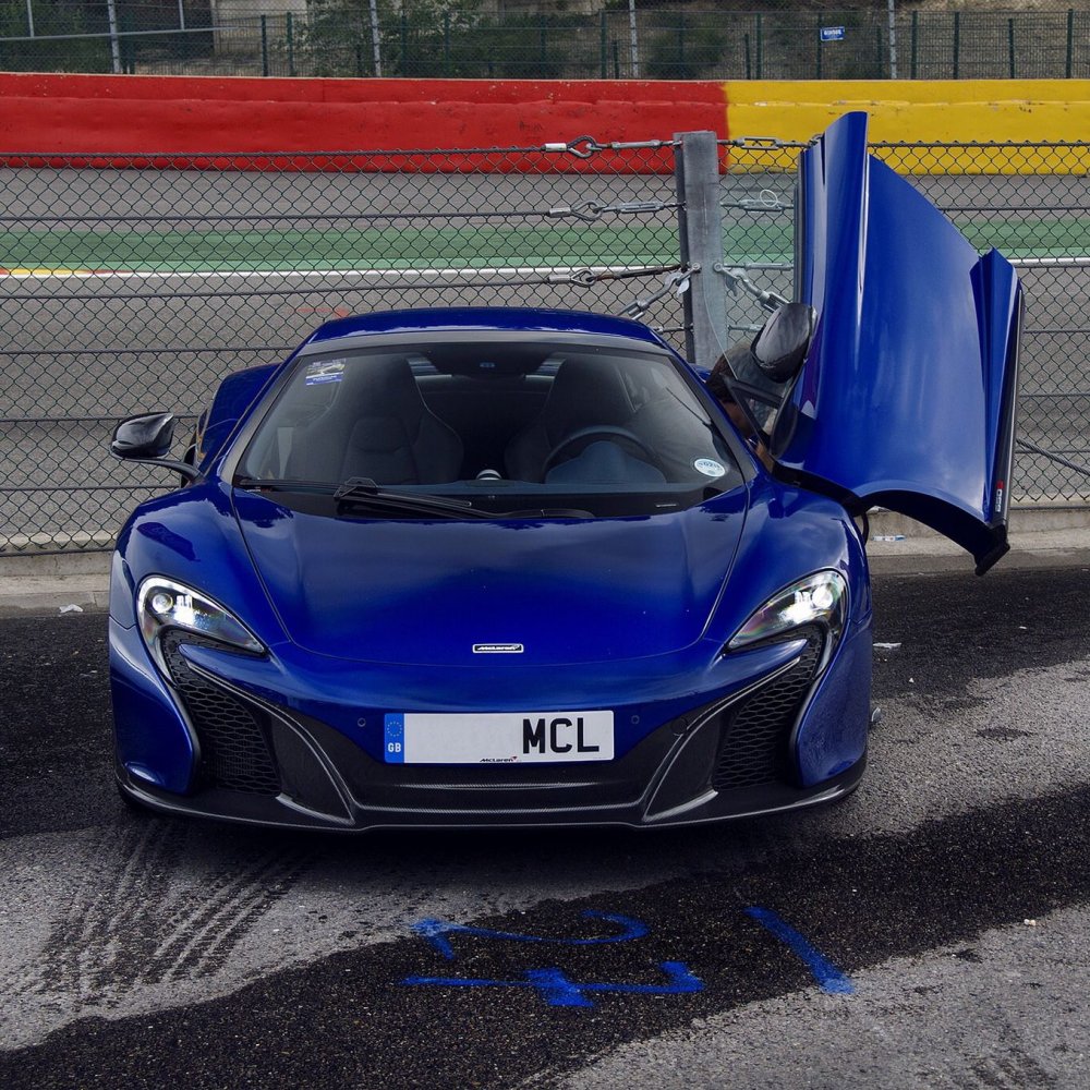 MCLAREN 650s Blue