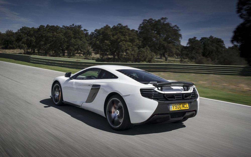 MCLAREN 650s Rear