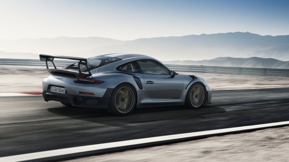 Porsche 911 gt2 RS 991