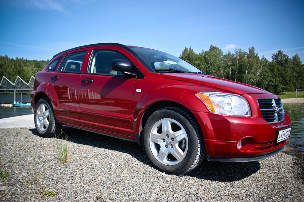 Автомобиль dodge caliber