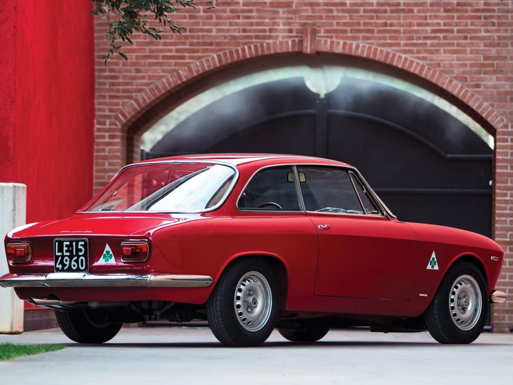 Alfa Romeo Giulia Sprint GTA 1300 Junior