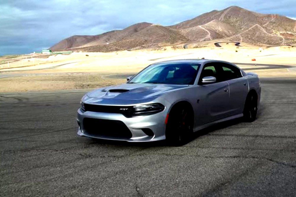 Dodge Charger srt Hellcat 2015