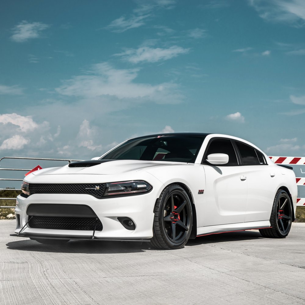 Dodge Charger srt Hellcat 2016