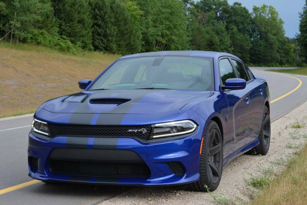 Dodge Charger srt 2015