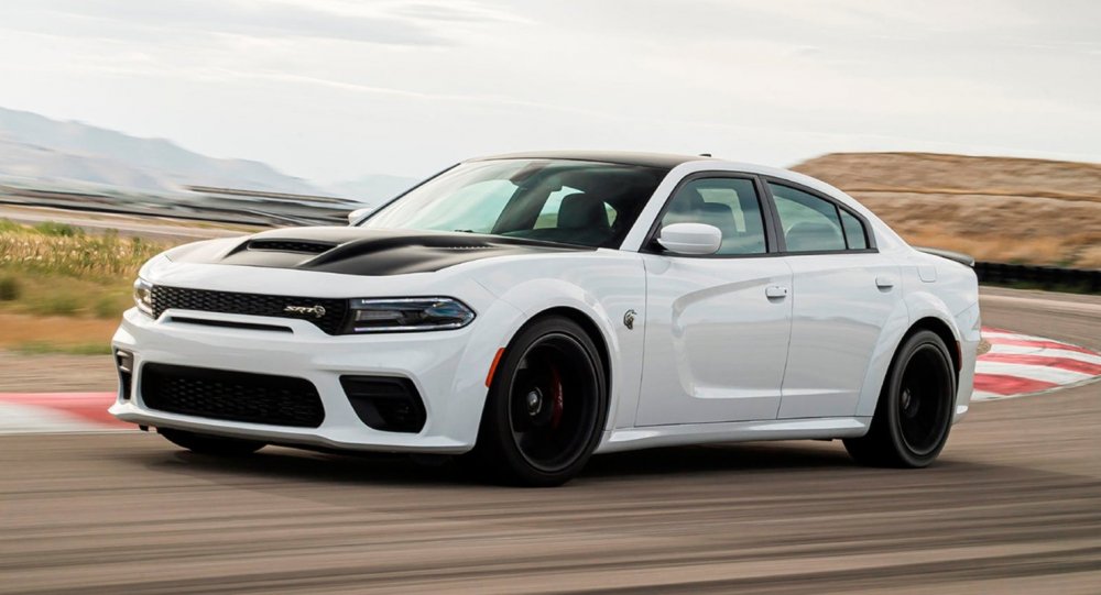 Dodge Charger srt Hellcat белый